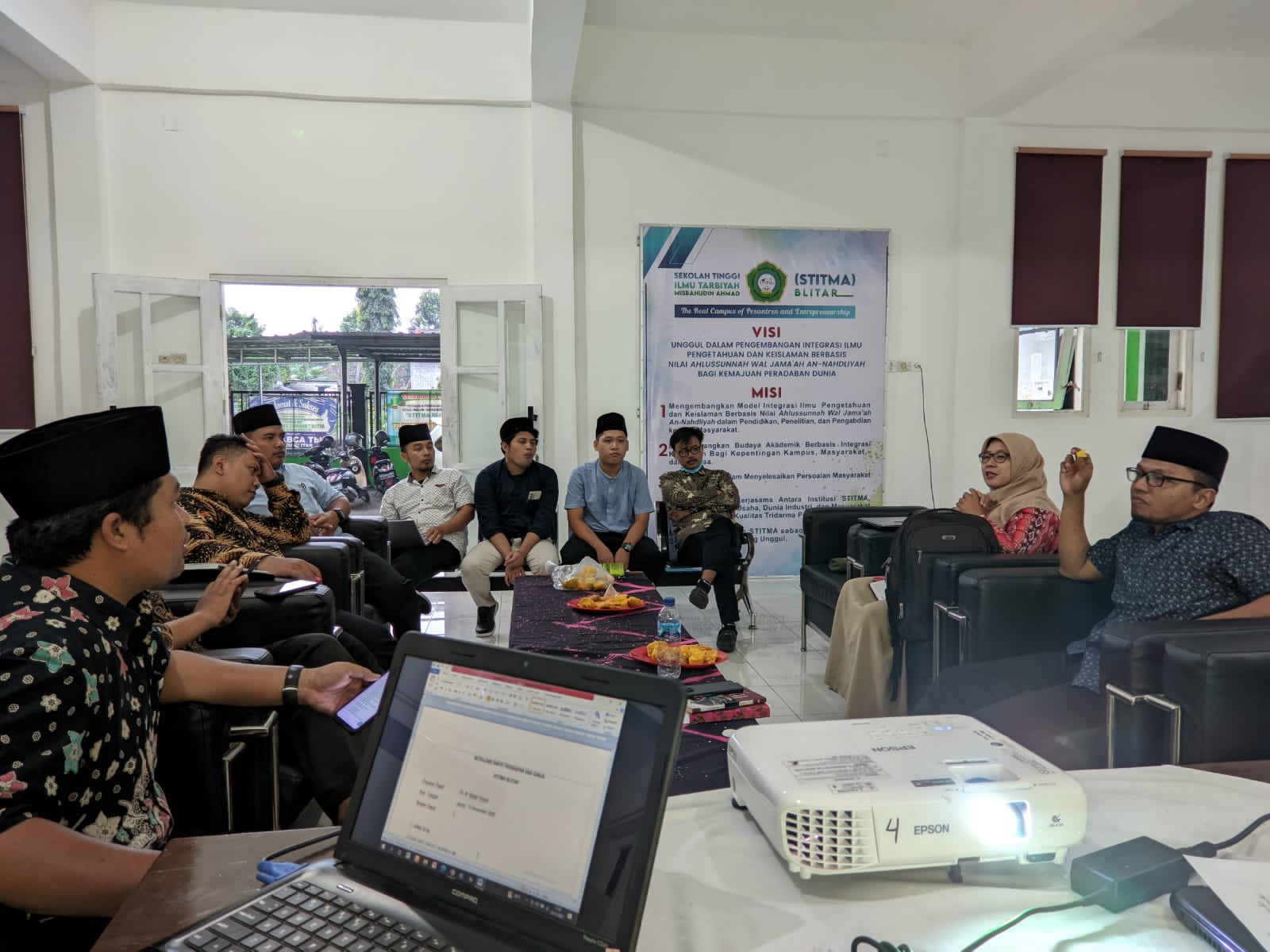 Perkuat Kemampuan Dosen dalam Penulisan Artikel OJS, STITMA Blitar Adakan Workshop Penulisan Artikel Jurnal